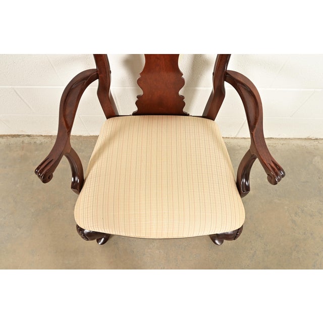 Thomasville Queen Anne Carved Solid Mahogany Dining Chairs, Set of Eight For Sale - Image 9 of 15