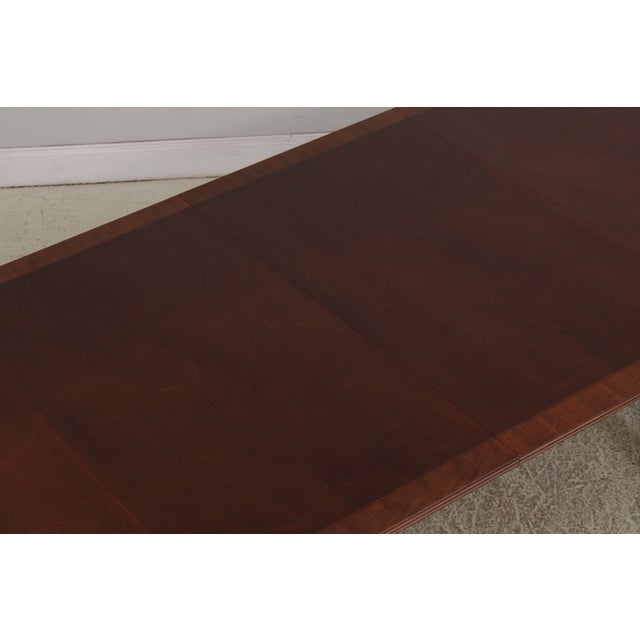 Henredon Banded Mahogany Dining Room Table For Sale - Image 14 of 17