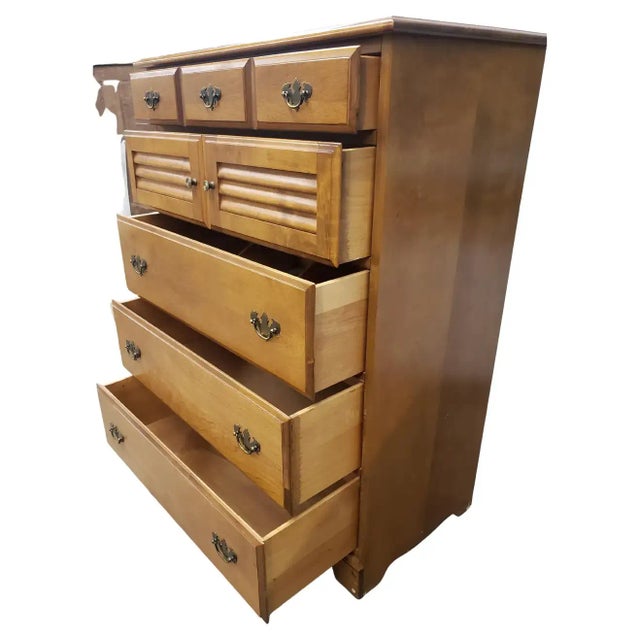 1960s B. P. John Maple Chest of Drawers For Sale - Image 4 of 7