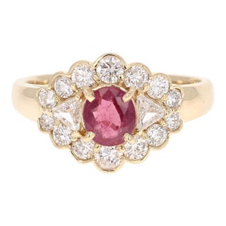 Roshe Jewels Ruby Ring With Natural Diamonds 14Karat Yellow Gold Ring 1.75 Carat, Size 7 For Sale