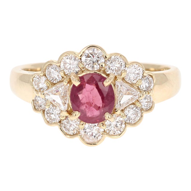 Roshe Jewels Ruby Ring With Natural Diamonds 14Karat Yellow Gold Ring 1.75 Carat, Size 7 For Sale