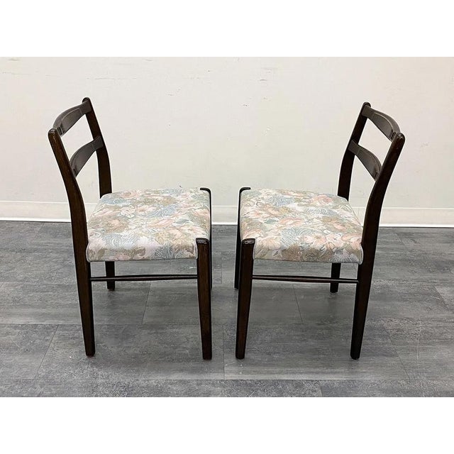 Set 4 Scandinavian Mid-Century Modern Dining Chairs For Sale - Image 4 of 11