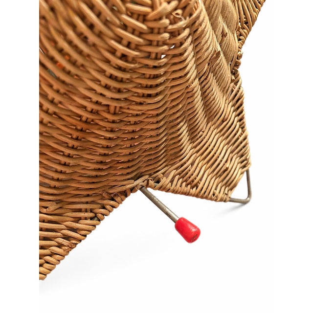 1950s Vintage Mid-Century Modern Sculptural Rattan Star Fruit Basket With Metal Feet, Circa 1950s–1960s For Sale - Image 5 of 6