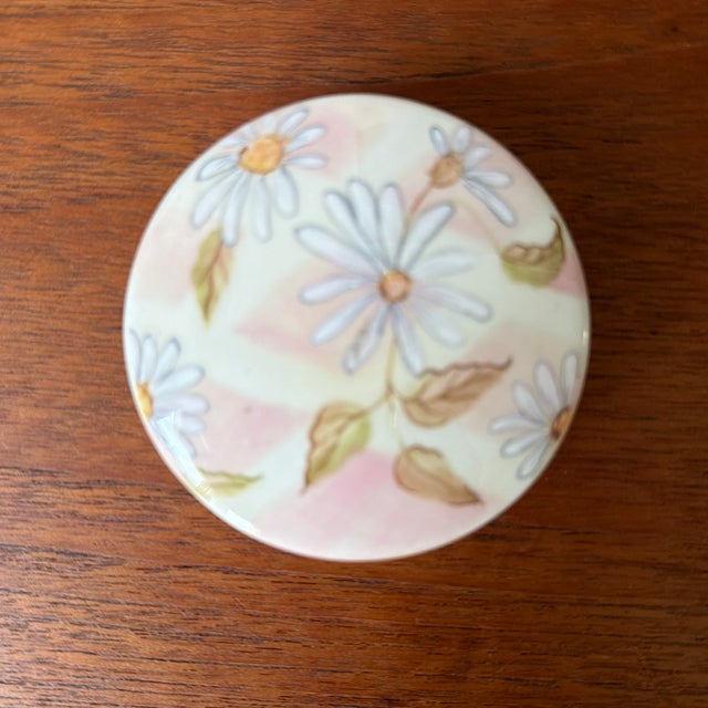 Vintage Tracy Porter Dream Delicious Hand Painted Jewelry Trinket Boxes - Set of 3 For Sale In Charleston - Image 6 of 9