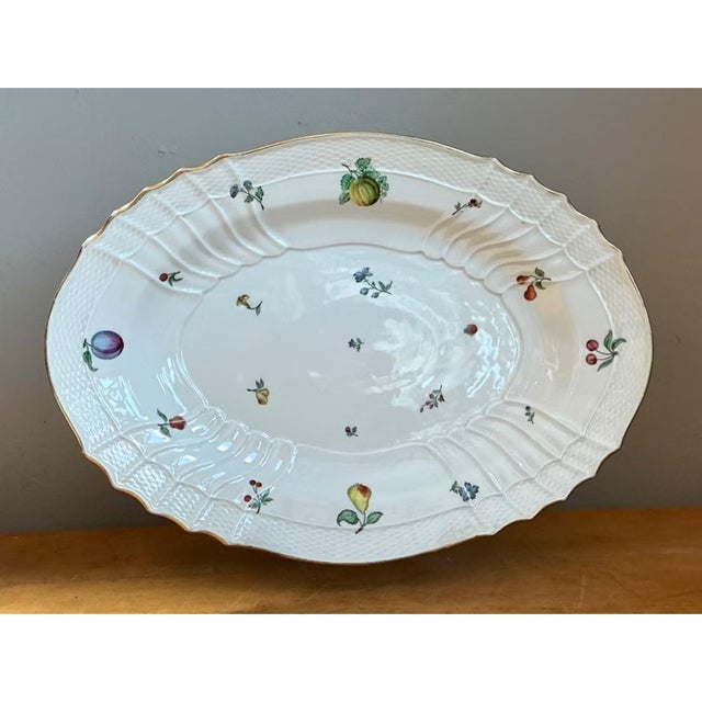 This vintage Richard Ginori porcelain platter pairs refined Italian craftsmanship with a cheerful, painterly fruit motif....