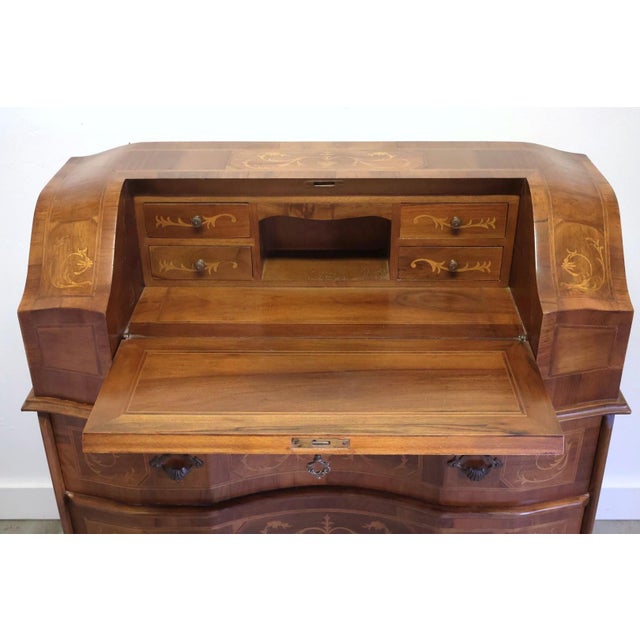 Italian Bombe Walnut Marquetry Secretary Desk, Circa 1950s For Sale - Image 15 of 18