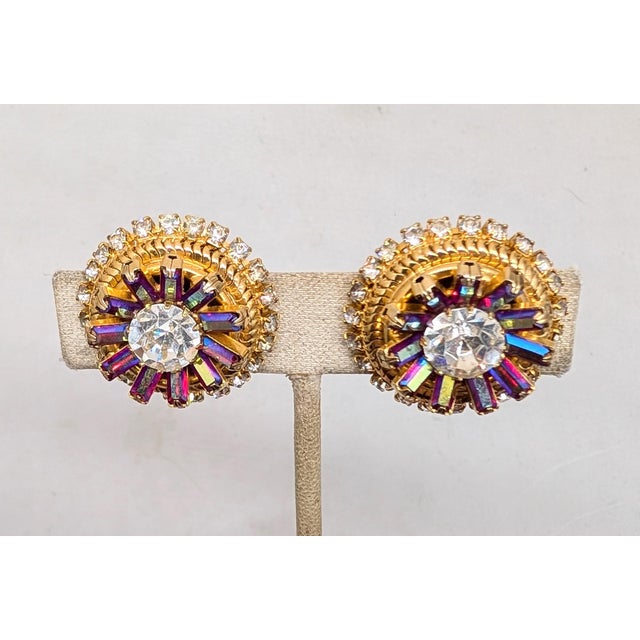 Vintage 1960s Signed Hobe Round Goldtone Red Aurora Borealis & Clear Rhinestone Clip Earrings-2 Pieces For Sale In Philadelphia - Image 6 of 8