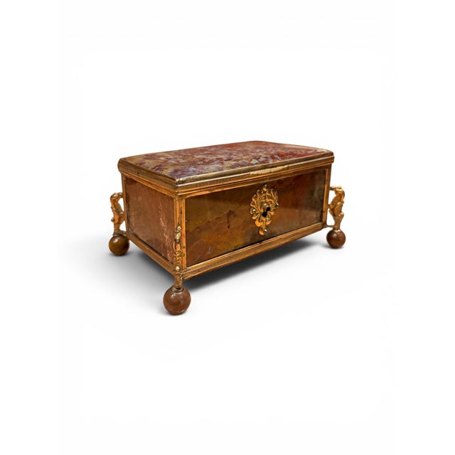 Circa 1900 agate decorative box, possibly Italian, finely mounted in gilt bronze. Raised on rounded agate ball feet, with...