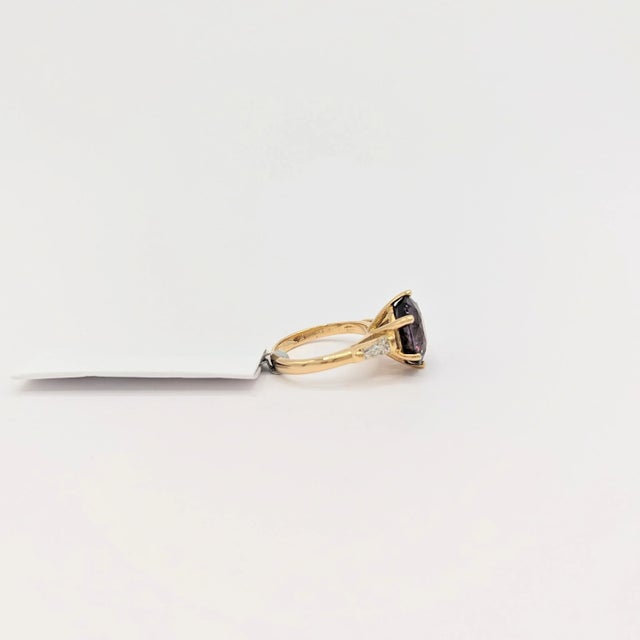 Purple Spinel and White Diamond Three Stone Ring in 14K Yellow Gold, size 4 For Sale In Los Angeles - Image 6 of 7