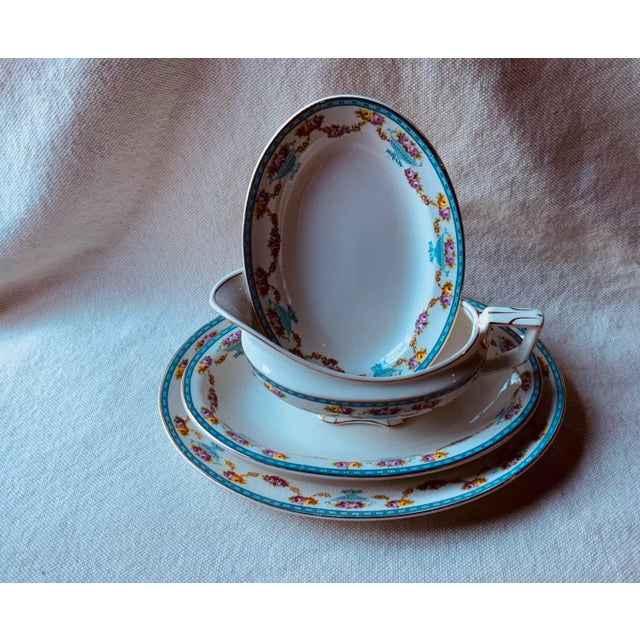 1930s Trio of Grindley & Co "The Royston" Bone China Serving Pieces – Vermont Estate Find For Sale - Image 17 of 18