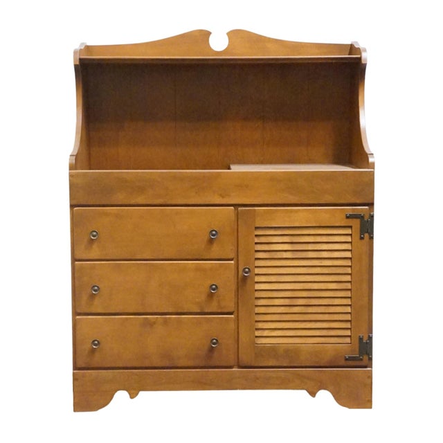 Ethan Allen / Baumritter Heirloom Nutmeg Maple Colonial Early American 36" Dry Sink Server W. Shutter Door Cabinet For Sale - Image 10 of 15