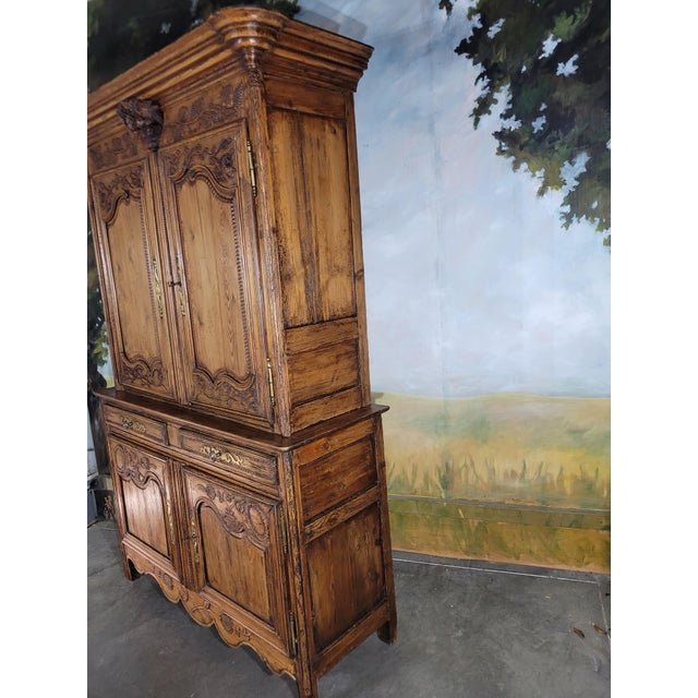 Mountain Buffet in Carved Fir For Sale - Image 4 of 12