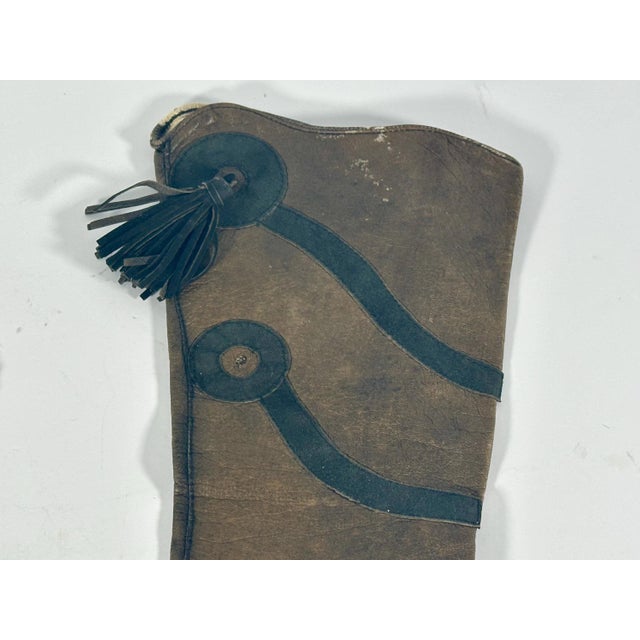 Early 20th Century Antique French Leather Kid Gauntlet Gloves size 6 1/2 For Sale - Image 5 of 10