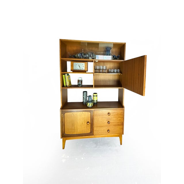 Wood Vintage Stateroom Teak Room Divider and Display Cabinet from Stonehill, 1960s For Sale - Image 7 of 17