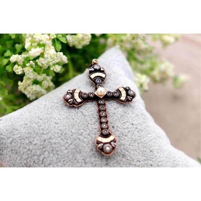 19.2k Gold Cross Pendant with Paw and Diamonds For Sale - Image 4 of 6