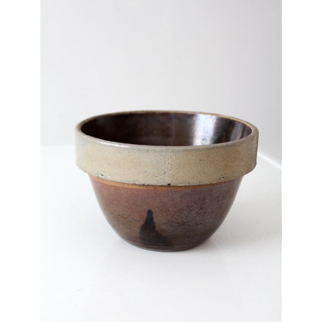 Farmhouse Antique American Stoneware Mixing Bowl For Sale - Image 3 of 15