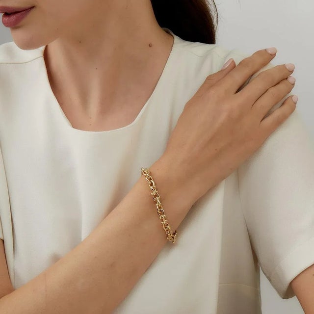 Contemporary Syna Yellow Gold Horse Shoe Bracelet with Diamonds For Sale - Image 3 of 5