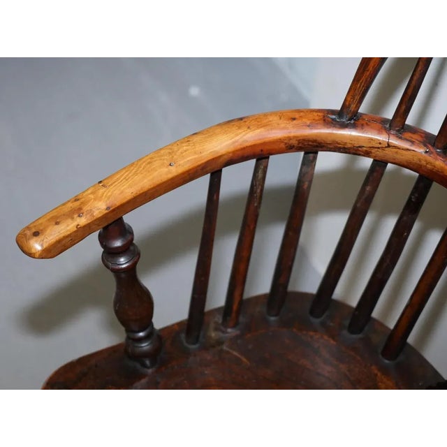 Solid Elm Windsor Armchair, 1860s For Sale - Image 9 of 18