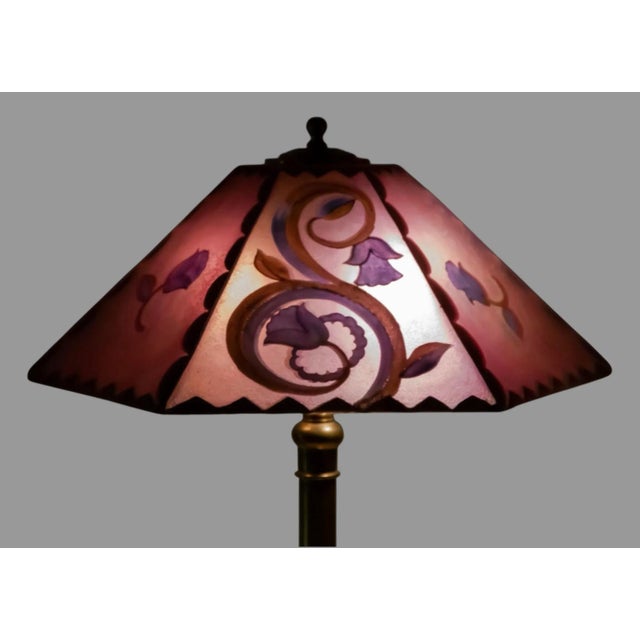 Purple Vintage Pairpoint Floral Decorated Art Nouveau Deco Table Lamp For Sale - Image 8 of 12