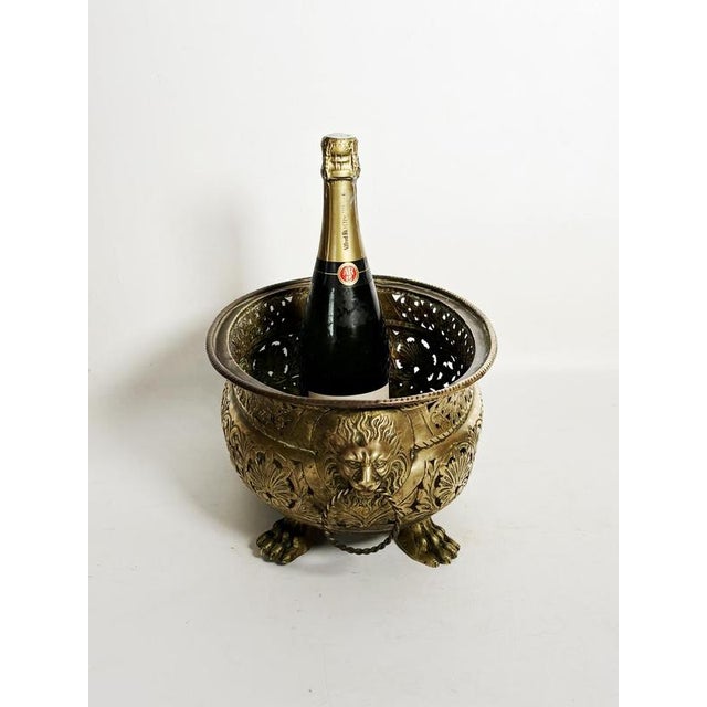 Brass Planter with Lion's Head and Paws, France, 1960 For Sale - Image 4 of 11