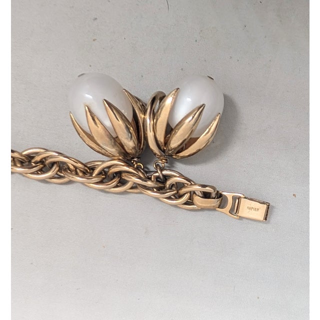 Vintage 1950s Signed Napier White Moonglow Cumquat Charm Bracelet For Sale In Philadelphia - Image 6 of 10