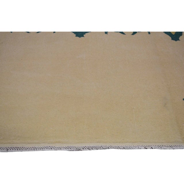 1960s Vintage Chinese Art Deco Hand Knottted Wool Rug, 9'8'' X 15'10'' For Sale - Image 5 of 6