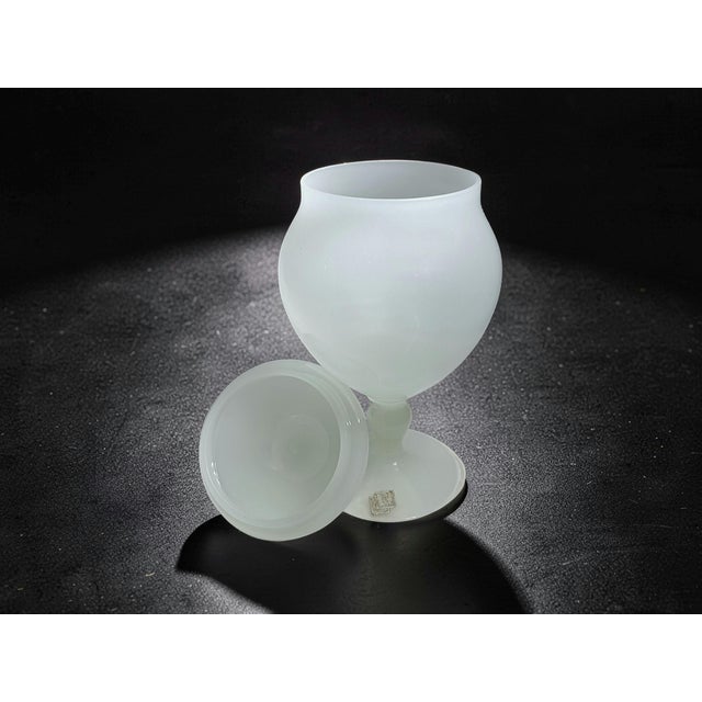 Opaline Murano Glass Container by Vincenzo Nason, 1970s For Sale - Image 4 of 9