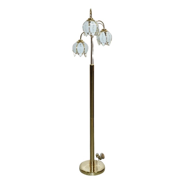 Mid-Century Hollywood Regency Brass and White Glass Tulip Floor Lamp For Sale