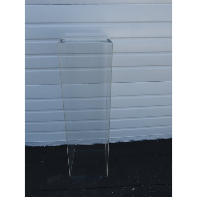 Lucite Tall Flower Statue Stand Pedestal Table 6419 For Sale - Image 10 of 11