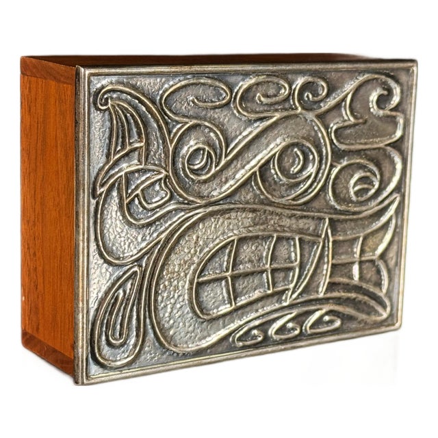 Vintage Napier Silverplate and Teak Lidded Box With Modernist Celtic Scroll Design, 1960s For Sale