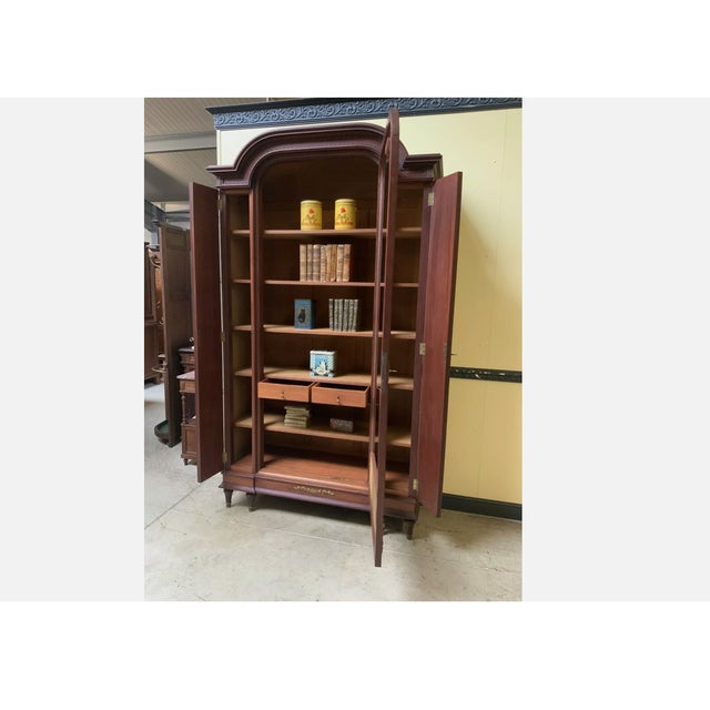 Antique Bookcase in Walnut, 1890s For Sale - Image 4 of 11