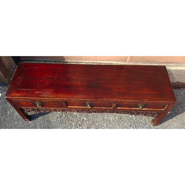 Wood Chinese Rouge Lacquered and Carved Elmwood Kang Table, Circa 1850s For Sale - Image 7 of 10