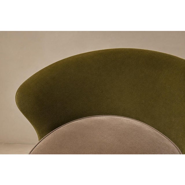 Pair of “Concha” Armchairs in Two-Tone Mohair by Joaquim Tenreiro, Brazil, 1960s For Sale - Image 4 of 18