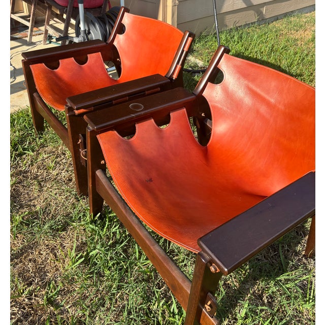 Brown Mid 20th Century Pair of Sergio Rodrigues “Kilin” Armchairs, Brazilian Rosewood & Leather, Brazil For Sale - Image 8 of 9