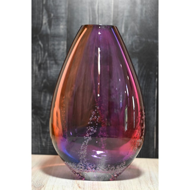 Mid-Century Modern Red Multicolor Tear Drop Art Glass Vase Sea Foam by Buzz Blodgett For Sale - Image 3 of 14