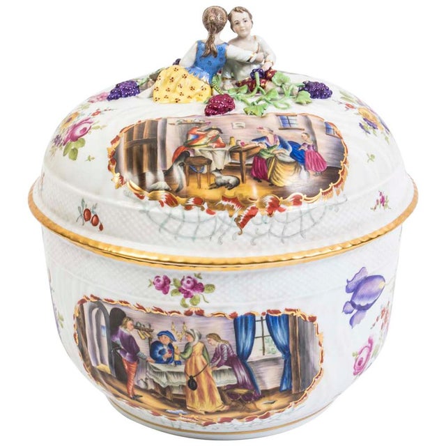 Hand Painted Porcelain Tureen For Sale - Image 15 of 15