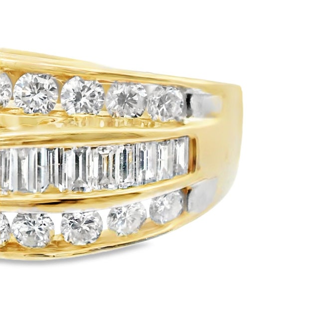 1990s 14k Yellow Gold Diamond Engagment Ring, Size 8.25 For Sale - Image 11 of 14