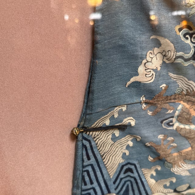 Qing Dynasty Blue Embroidered Silk Kimono, Framed For Sale - Image 11 of 12