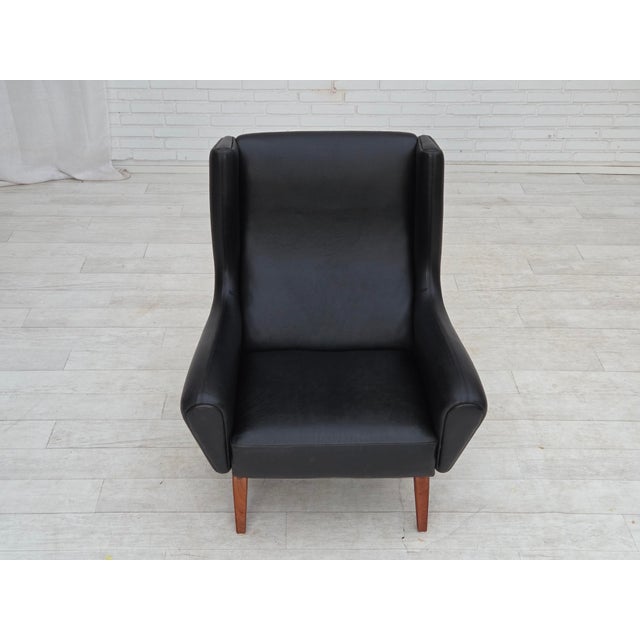 Vintage Danish Lounge Chair in Leather and Teak by Illum Wikkelsø for Søren Willadsen Møbelfabrik, 1960s For Sale - Image 4 of 18