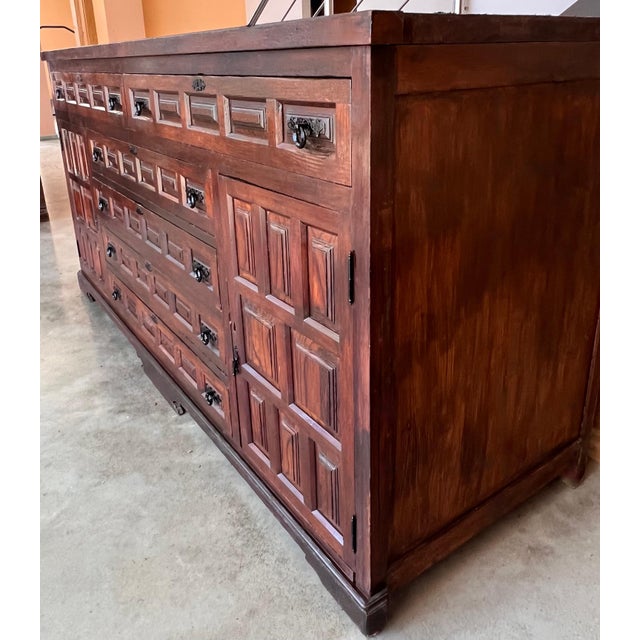 Early 20th Century Large 20th Church Spanish Baroque Carved Walnut Tuscan Credenza or Buffet For Sale - Image 5 of 18