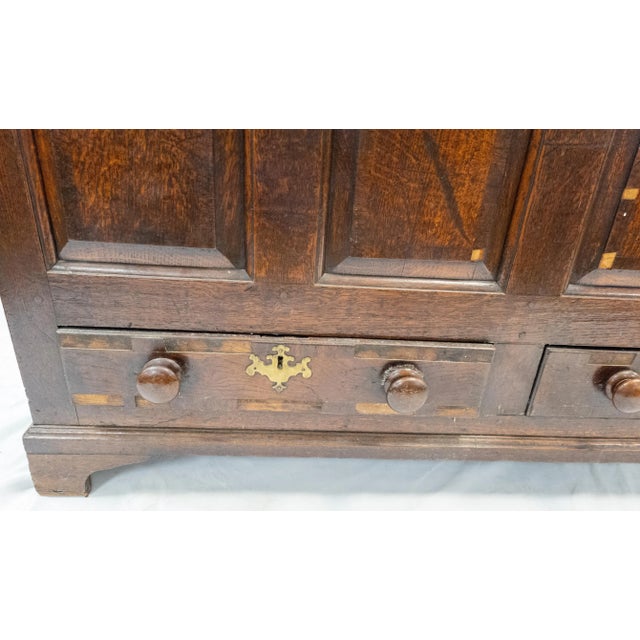 Brown 18th Century English Queen Anne Style Lift Top Trunk or Chest For Sale - Image 8 of 13