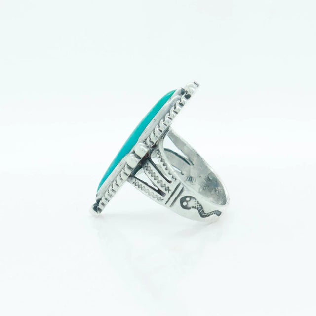 Metal Vintage Southwestern Navajo Sterling Silver and Turquoise Ring For Sale - Image 7 of 10
