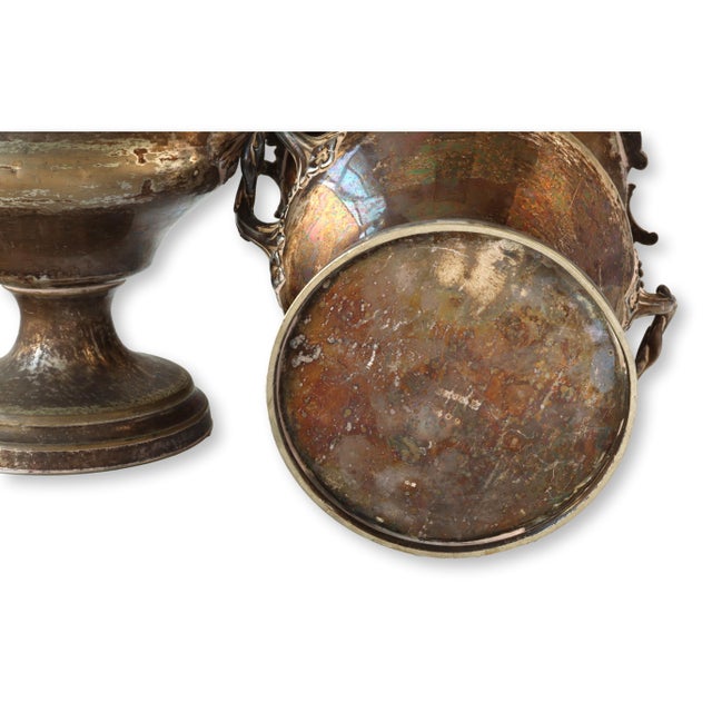 Antique Champagne Buckets W/ Armorial Crest, a Pair For Sale In Los Angeles - Image 6 of 10