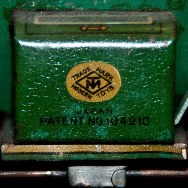 1940s Vintage Japanese Lever Car Toy from Modern Toys, 1940s For Sale - Image 5 of 6