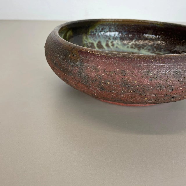 Ceramic Studio Pottery Bowl Shell Element from Gerhard Liebenthron, Germany, 1970s For Sale - Image 13 of 18