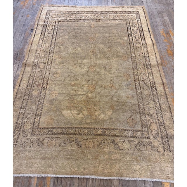 1930s Antique Geometric Floral Antique Chinese Khotan Knotted Wool Rug For Sale In New York - Image 6 of 7