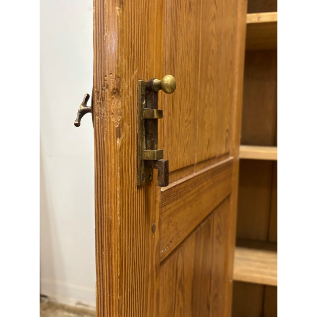 19th Century English Pine Cupboard For Sale In Naples, FL - Image 6 of 10