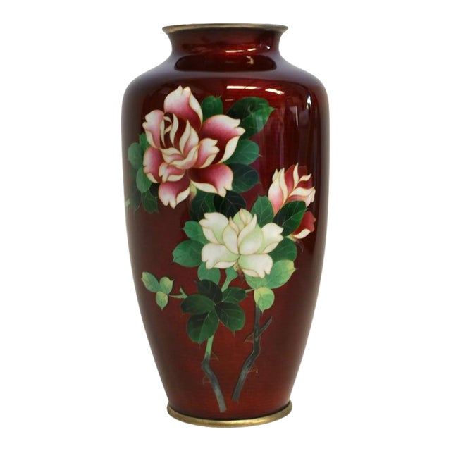 Early 20th Century Signed Ando Jubei Ginbari Red Japanese Cloisonne Vase For Sale