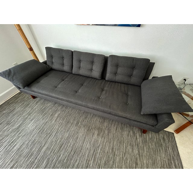 Vintage 1950s MCM Kroehler Gondola Sofa in the Style of Adrian Pearsall for Craft Associates For Sale - Image 9 of 15