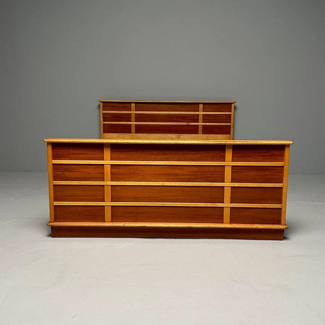 Brown Paul Frankl, Rare Station Wagon Full Bedframe, Mahogany, Maple, Usa, 1950s For Sale - Image 8 of 12